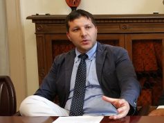 Centro satellite diabetologia pediatrica Vittoria. Federico Piccitto e Gianna Miceli scrivono a Drago