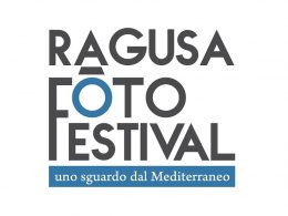 Ragusa Foto Festival 2026, dal 27 agosto al 27 settembre, 12 mostre sugli Archetipi mediterranei curate da Alessandra Mauro