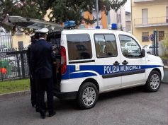 Brillante operazione della Polizia Locale che identifica il responsabile dei danneggiamenti alle autovetture di servizio