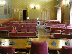 Incompatibili i consiglieri comunali che abbiano debiti con il fisco