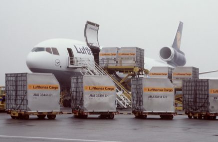 Aeroporto di Comiso, Dipasquale pronto alla battaglia, la società civile blatera inutilmente