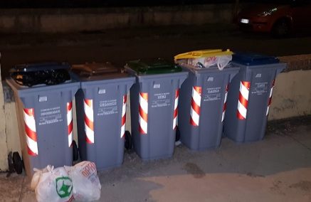 C’è un intreccio, non chiarito, di posizioni sulla gestione della raccolta differenziata di Ragusa