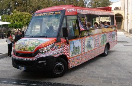 Fiumi di parole sul turismo