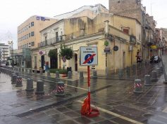 Finalmente, dopo 4 mesi, qualcuno si ricorda di via Roma