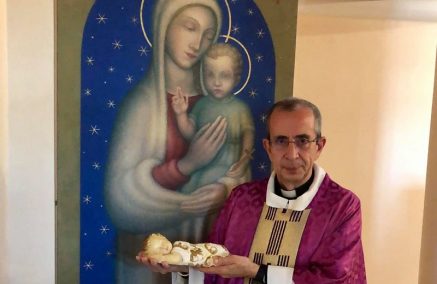 La benedizione dei bambinelli a Ragusa