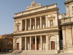 Teatro Vittoria Colonna: l’ennesimo scempio della classe politica e dirigente del territorio