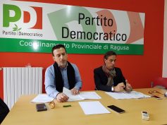 Attenti a criticare: il comunicatore vi osserva