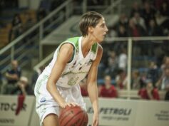 La Passalacqua Ragusa vince ad Ancona e conquista il quarto posto in classifica per la concomitante sconfitta di Treviso