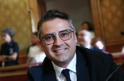 Una nota del consigliere grillino Firrincieli, meritevole di attenzione, un’altra con la solita propaganda