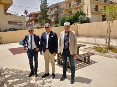 Elegante villetta con bambinopoli e area per i cani in viale Colajanni