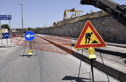 ‘Invio comunicati stampa, quindi esisto’