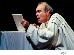 EDIPO…SEH!”, al teatro Donnafugata, con Andrea Tidona
