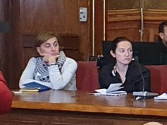 L’aula consiliare, l’arena per sfogare disperazioni di minoranza e ansia da prestazioni