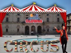 La comunicazione di palazzo a livello di spettacolo circense