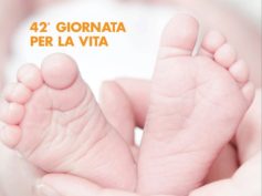 Si celebra la Giornata per la Vita, primule a sostegno delle donne in gravidanza