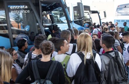 Rinnovo abbonamenti studenti pendolari in tilt per le assenze per covid