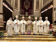 Il saluto della Diocesi per mons. Cuttitta e il ringraziamento corale per la generosa guida della comunità iblea
