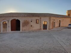 I nuovi locali comunali antistanti l’ingresso al Castello di Donnafugata saranno destinati a Museo del prodotto del Contadino