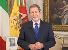 Il vizietto della propaganda politica a spese della comunità