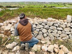 La cultura tace, per un giorno, al Castello, ma vive all’aperto con il recupero della sentieristica del territorio