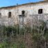 La “Casina rossa” da anni in stato di totale abbandono, un altro bene regionale caduto nelle mani della Soprintendenza