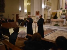 La comunità di Giarratana ringrazia il vescovo per la visita pastorale