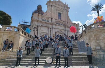 Comiso, “Concerto di Inizio Anno” del Corpo Bandistico Diana, terza edizione, con la partecipazione del coro polifonico “Stabat Mater”