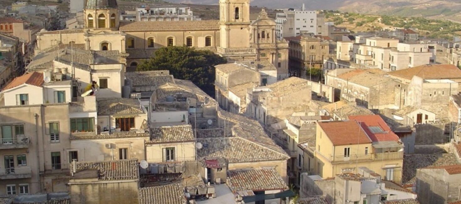 I Consiglieri di opposizione non infangano il centro storico, profumano il lezzo dell’immobilismo e del nulla degli assessori competenti