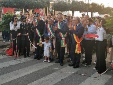 Mazzarrone iIn Festa: inaugurato il 16° Festival Internazionale dell’uva da Tavola IGP