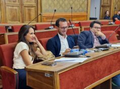 Sergio Firrincieli non è certo un bravo medico: li chiama ‘mal di pancia’ ma sono veri e propri avvelenamenti della politica locale