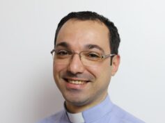 Rivalità medioevali di folklore religioso a Giarratana, il parroco, don Mallemi, preferisce dimettersi