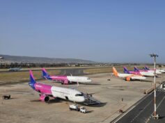 I commedianti dell’aeroporto di Comiso