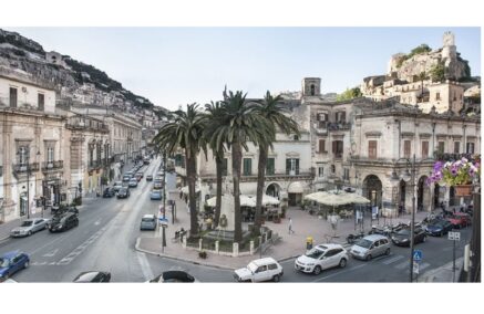 Il dissesto al Comune di Modica, nessuno entra nel merito delle questioni di bilancio, nessuno cerca di trovare i responsabili dei magheggi di bilancio, il sindaco trasformata in una star che passa al dopo dissesto come se nulla fosse