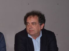 Filippo Angelica, un residente del centro storico, un consigliere comunale della vecchia buona politica, basito di fronte al declino e all’immobilismo per il cuore della città