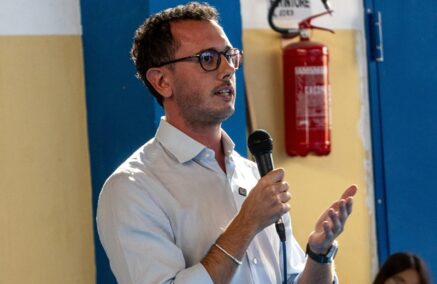 Il consigliere Federico Bennardo ribadisce la critica per gli amministratori distanti da giovani e donne