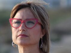 È la senatrice 5 Stelle Ketty Damante, di Gela, che porta a Roma lo scandalo aeroporto di Comiso, con una interrogazione al Ministro Salvini