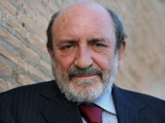 Educazione e formazione temi cruciali nella società giovanile di oggi. A Ragusa ne parla Umberto Galimberti