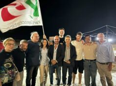 Comizio del Partito Democratico a Scoglitti: Sanità, Sicurezza e il Ponte di Cammarana