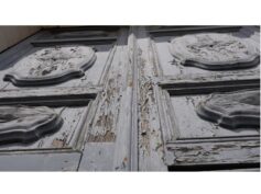 Si restaurano, a Modica, i tre portoni lignei del prospetto principale della Chiesa di San Giovanni