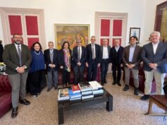 Il nuovo Rettore dell’Università, Enrico Foti, in visita al Comune