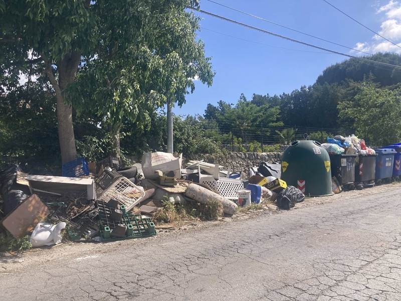 Rifiuti e degrado nelle campagne modicane: per Castrusini (PD) Modica non può diventare una discarica a cielo aperto