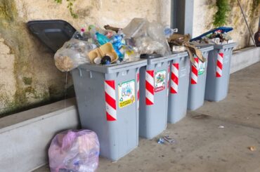 Degrado anche nel nuovo terminal bus di Ragusa