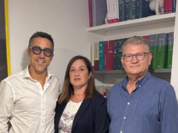 MPA accoglie la consigliera comunale di Vittoria Agata Iaquez, timbro diverso nei comunicati di MPA – provincia di Ragusa e in quello MPA Vittoria e Scoglitti
