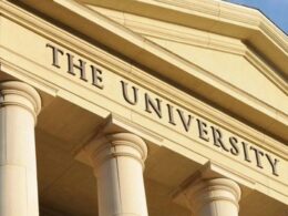 Università, anche su questo, se ci arriva, Cassì deciderà cosa fare